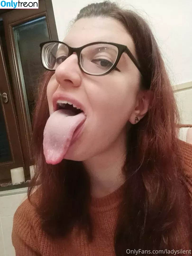 Long Tongue Fetish голая photo #0298 (_longtonguelewis / diqueentongue / longtonguelewis)