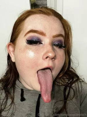 Longtonguebitch / Detective_erin1 / Erintheshadow nude photo #0006