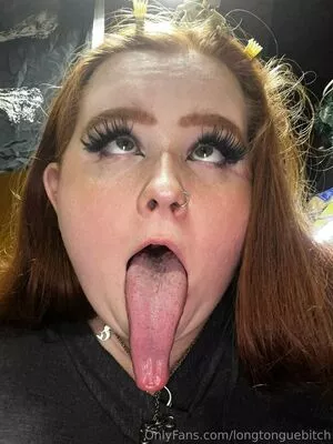 Longtonguebitch / Detective_erin1 / Erintheshadow nude photo #0011