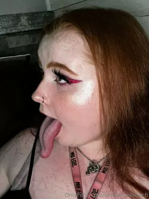 Longtonguebitch / Detective_erin1 / Erintheshadow nude photo #0015