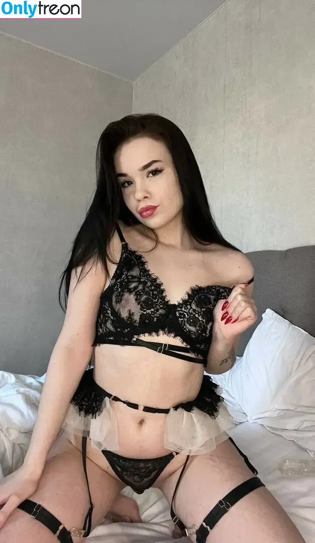 look_at_ashley nude photo #0007 (lookatashley)