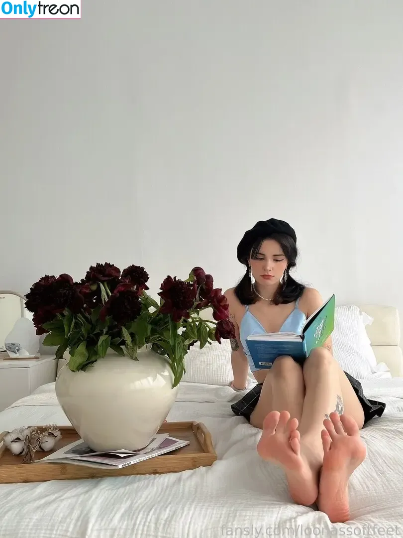 loonassoftfeet голая photo #1579 (loonassoftfeet)