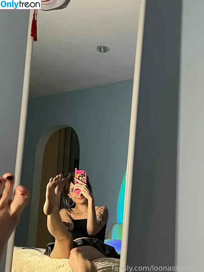 loonassoftfeet голая photo #1789 (loonassoftfeet)