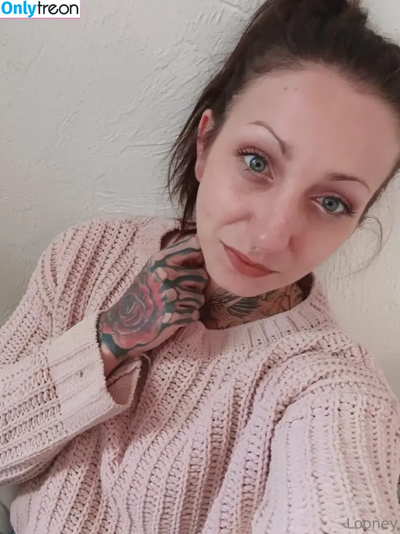 looneyy nude photo #0040 (lindsaylooneyy)