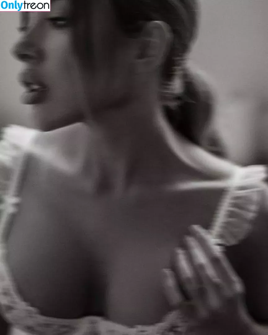 lopasssssss голая photo #0130 (lopasssssss)
