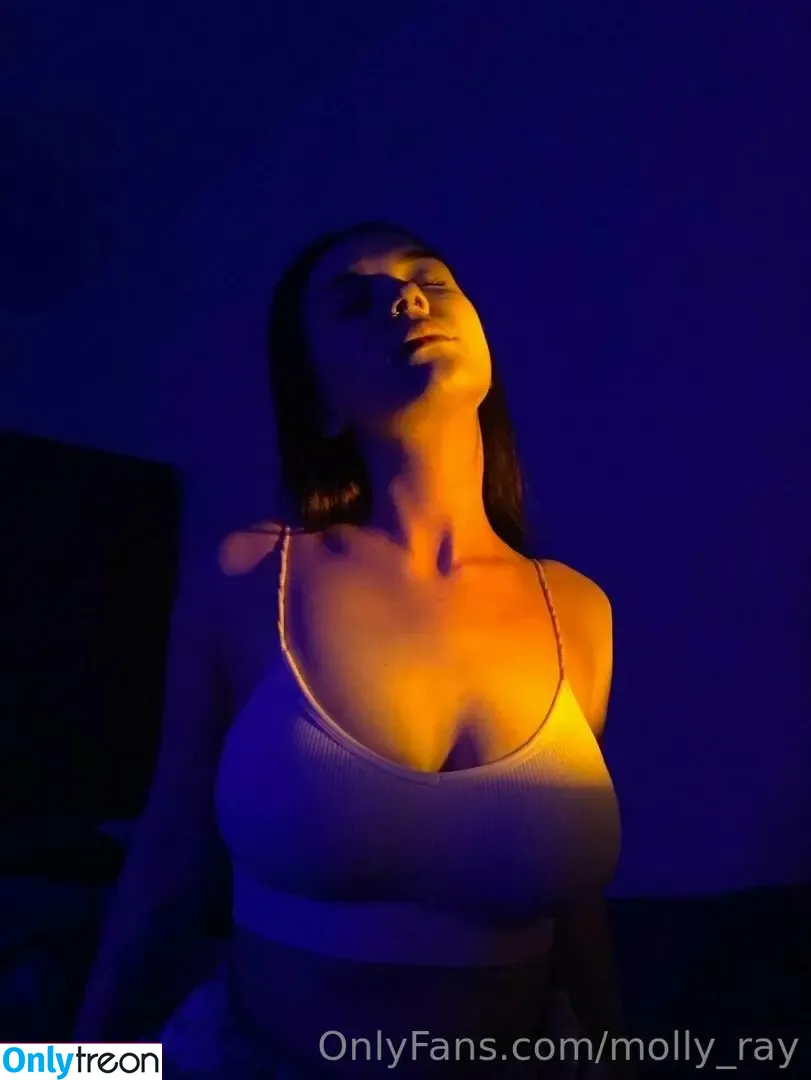 loradolores nude photo #0021 (loradolores)
