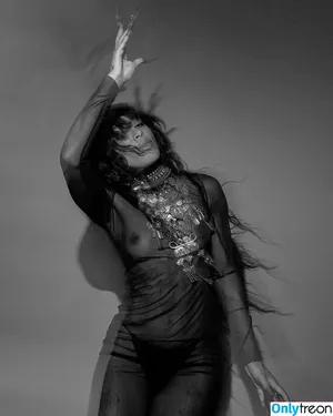 Loreen / Eurovision 2023 Winner / loreenofficial nude photo #0008