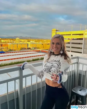 Loren Shea / lorencody nude photo #0031