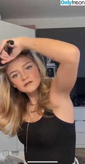  nude photo #0007