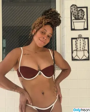 Lorrane Dos Santos / loloo_santos nude photo #0089