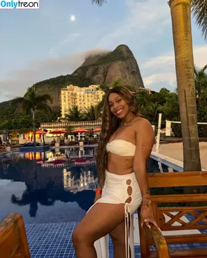 Lorrane Dos Santos / loloo_santos nude photo #0095