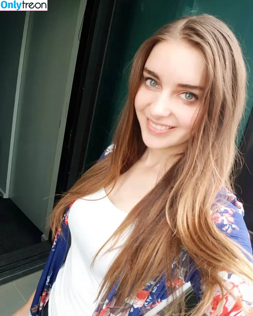 Loserfruit голая photo #0125 (brattykayla)