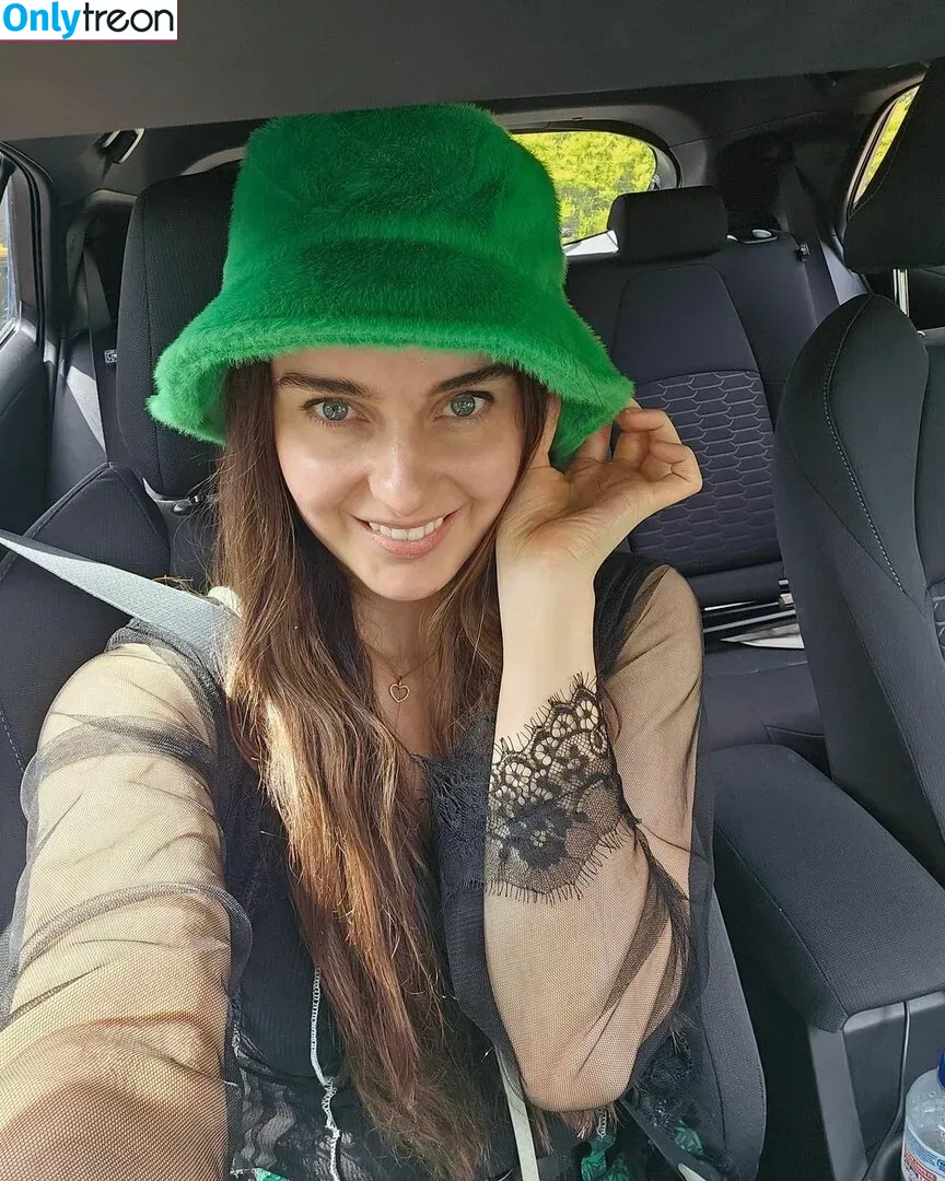 Loserfruit голая photo #0174 (brattykayla)