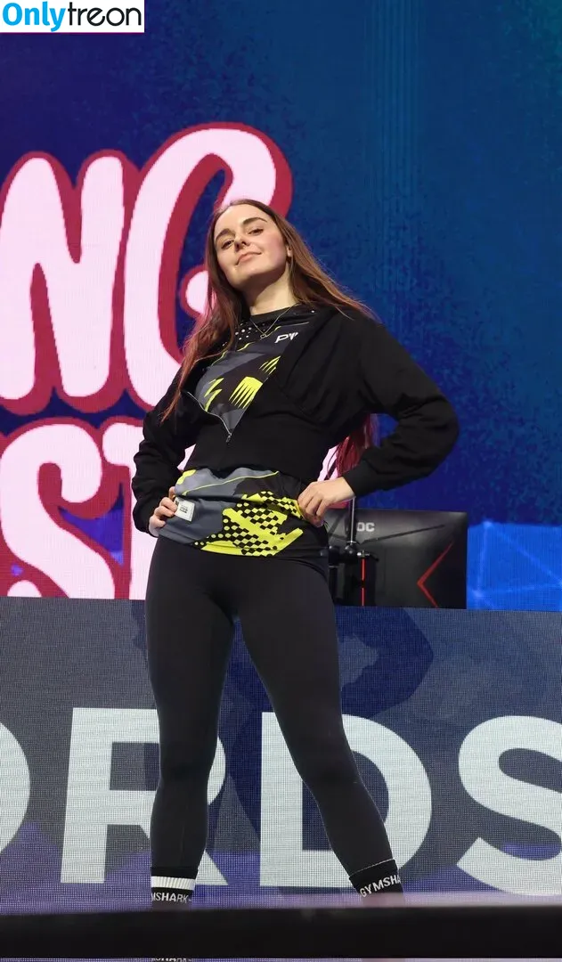 Loserfruit голая photo #0215 (brattykayla)