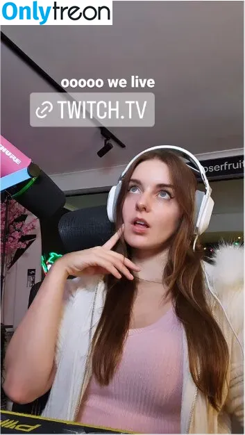 Loserfruit голая photo #0293 (brattykayla)