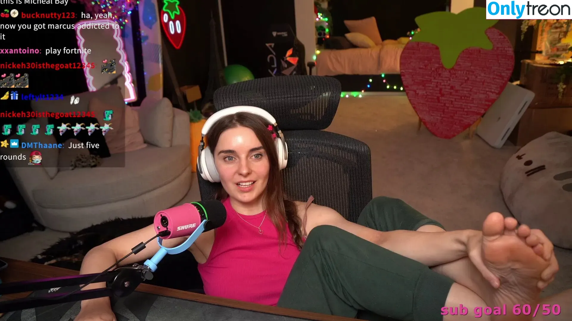 Loserfruit голая photo #0375 (brattykayla)