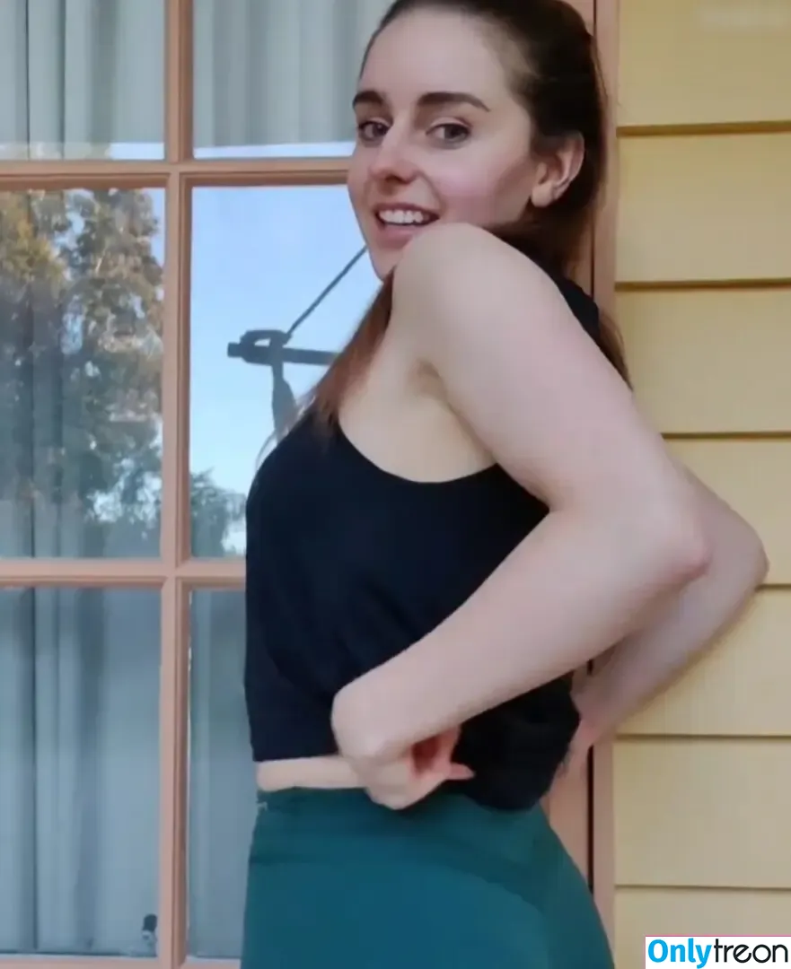 Loserfruit голая photo #0486 (brattykayla)