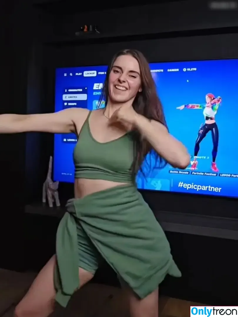 Loserfruit голая photo #0496 (brattykayla)