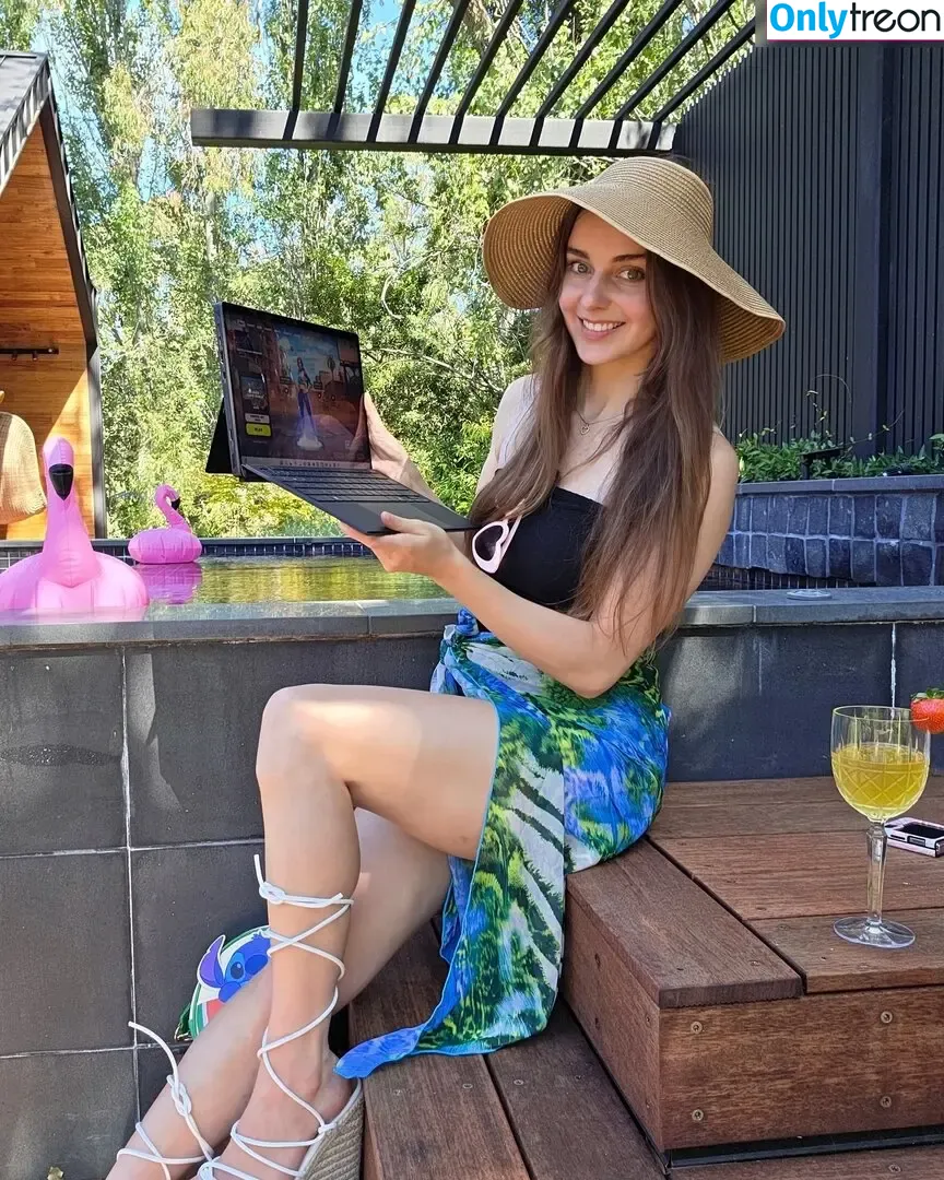 Loserfruit голая photo #0694 (brattykayla)