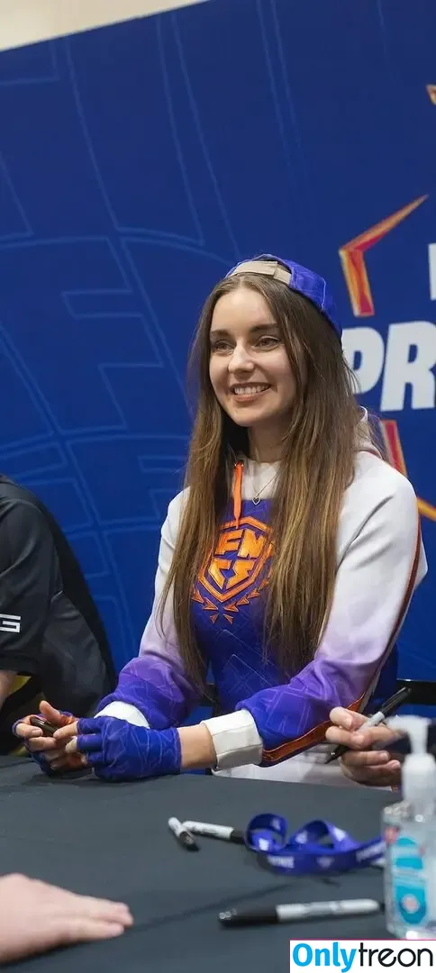 Loserfruit nude photo #0738 (brattykayla)