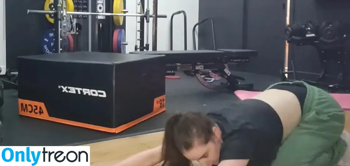 Loserfruit голая photo #0808 (brattykayla)