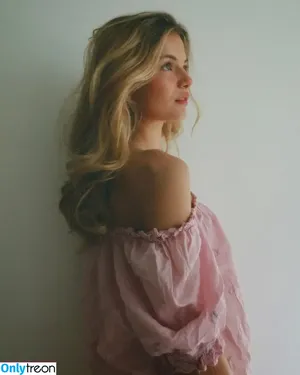 Lotta Emilie Stichler / lotta.stichler / lottastichler nude photo #0029
