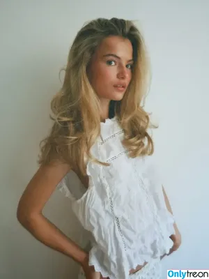 Lotta Emilie Stichler / lotta.stichler / lottastichler nude photo #0033