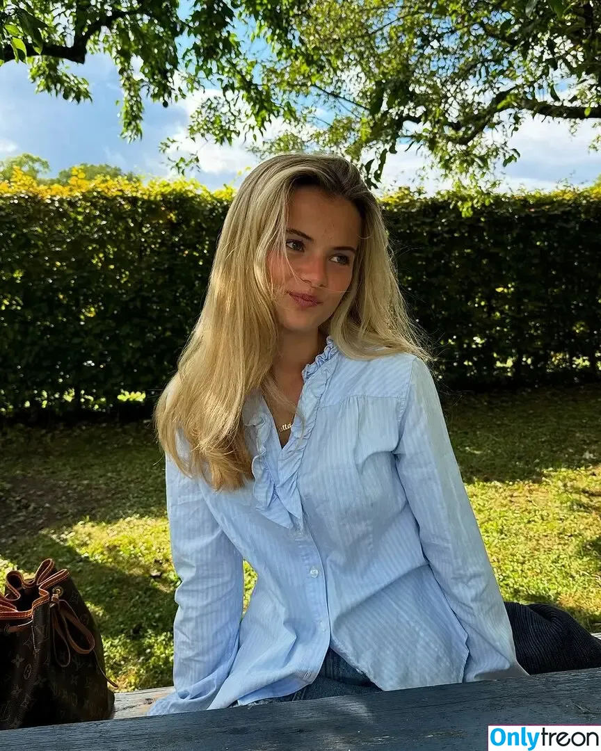 Lotta Emilie Stichler nude photo #0041 (lotta.stichler / lottastichler)