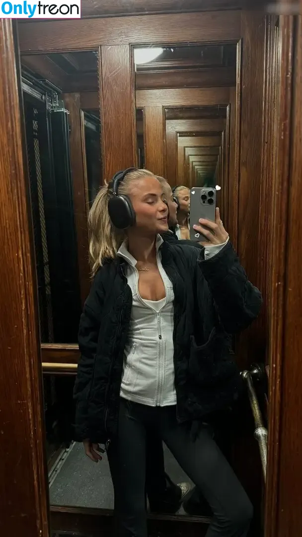 Lotta Emilie Stichler nude photo #0094 (lotta.stichler / lottastichler)
