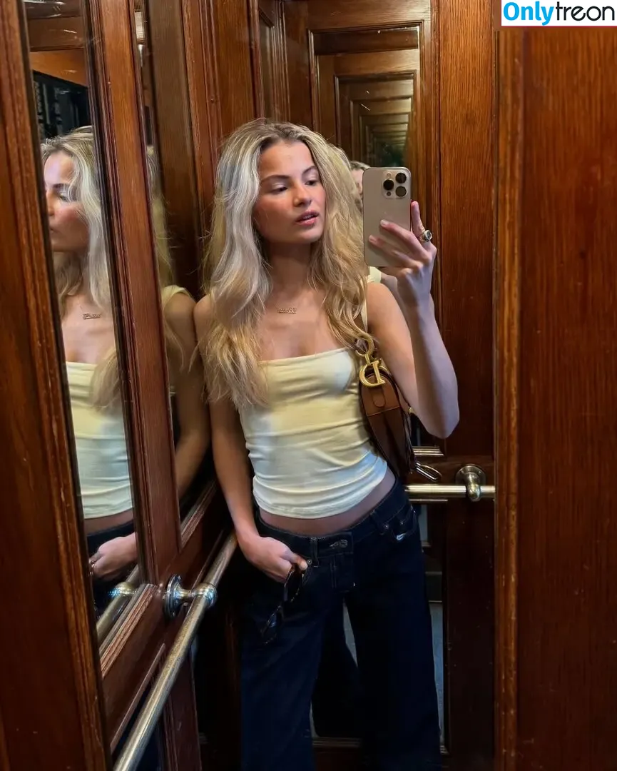Lotta Emilie Stichler nude photo #0128 (lotta.stichler / lottastichler)