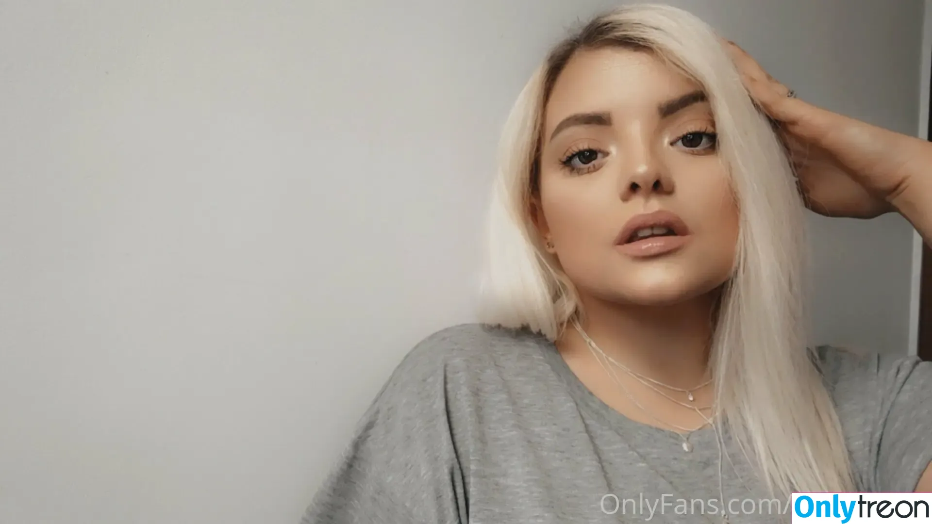 lottiemaye nude photo #0049 (lottiemaye)