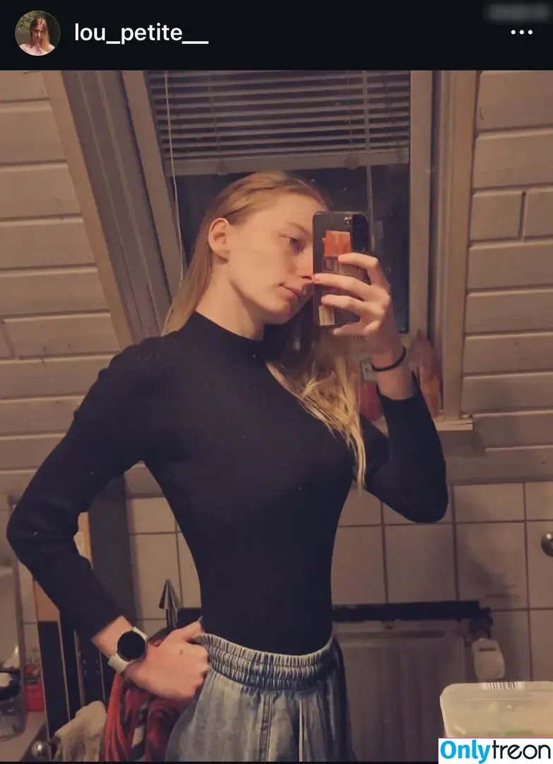 Lou Petite голая photo #0005 (Lou Petite)