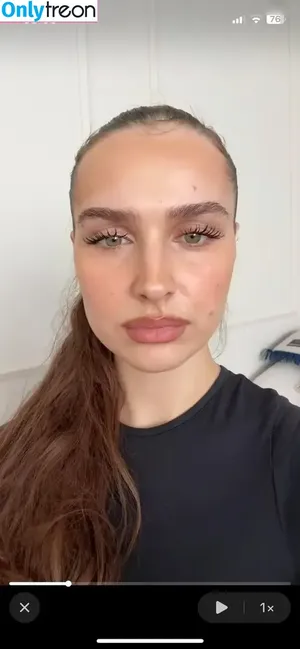 Louisa jindaoui фото голая #0093