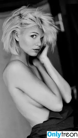 Louisa Mazzurana / louisa_mazzurana nude photo #0021