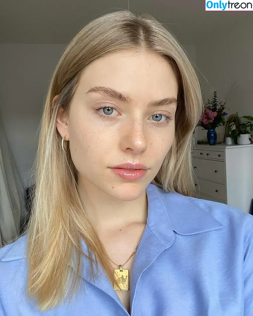 Louise Fankhänel nude photo #0001 (louisefankhaenel)