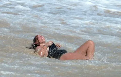 Louise Redknapp / louiseredknapp nude photo #0057
