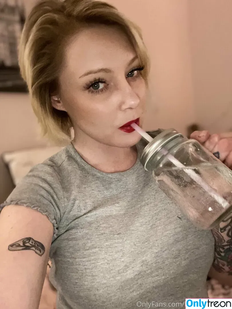 loumonrow nude photo #0093 (_loumonroe)