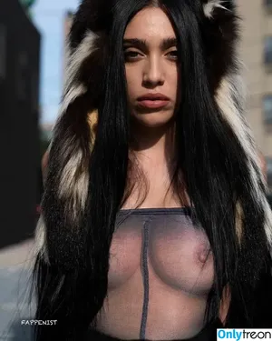 Lourdes Leon / lourdesleon nude photo #0256