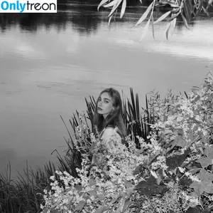 lovecatsmew / klesh13 / lisalisalisalisalisalisa.riot nude photo #0091