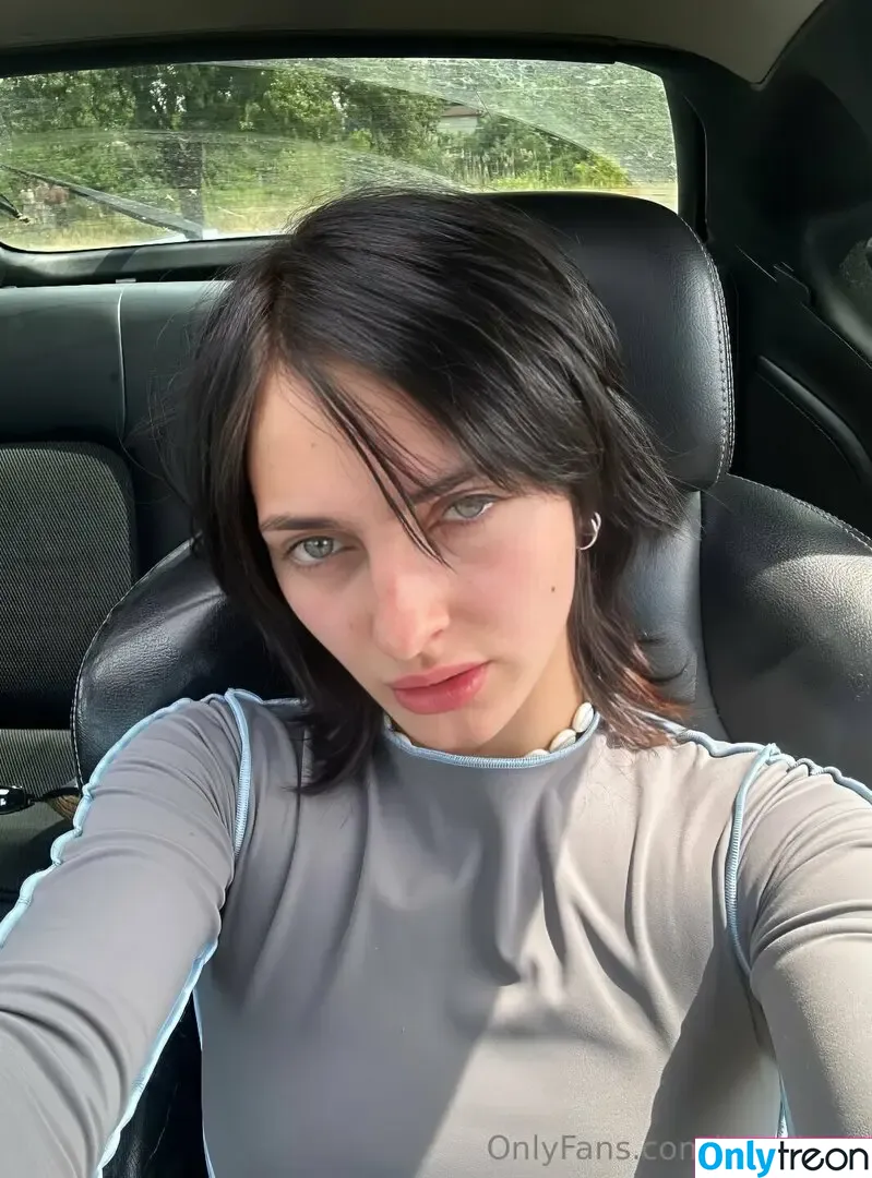 lovellyeli nude photo #0022 (imlovelylo)