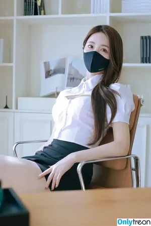 Lovelyrose / jangmi / lovelyjangmi3 / npickjangmi_official / 러블리 장미 룩북 фото голая #0846
