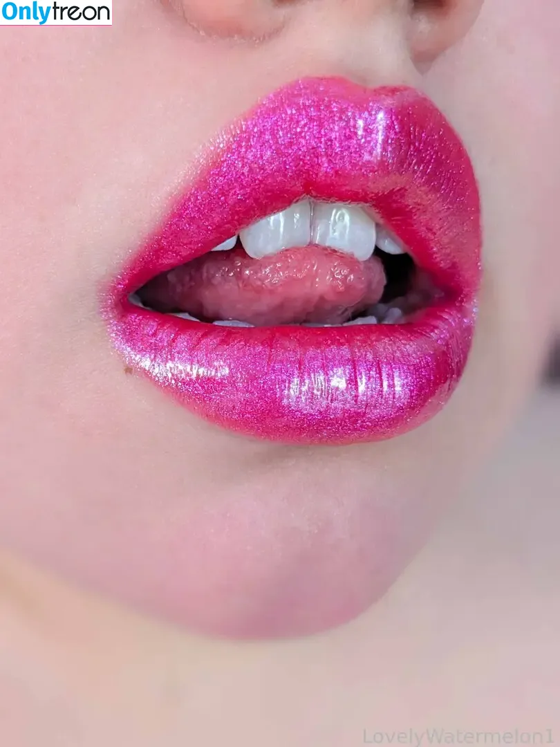 LovelyWatermelon1 nude photo #0020 (MoodyWatermelon1 / ilovewatermelon01)