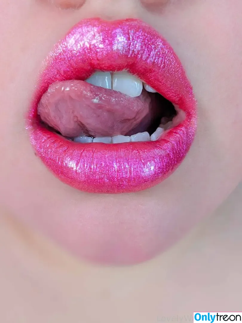 LovelyWatermelon1 nude photo #0021 (MoodyWatermelon1 / ilovewatermelon01)