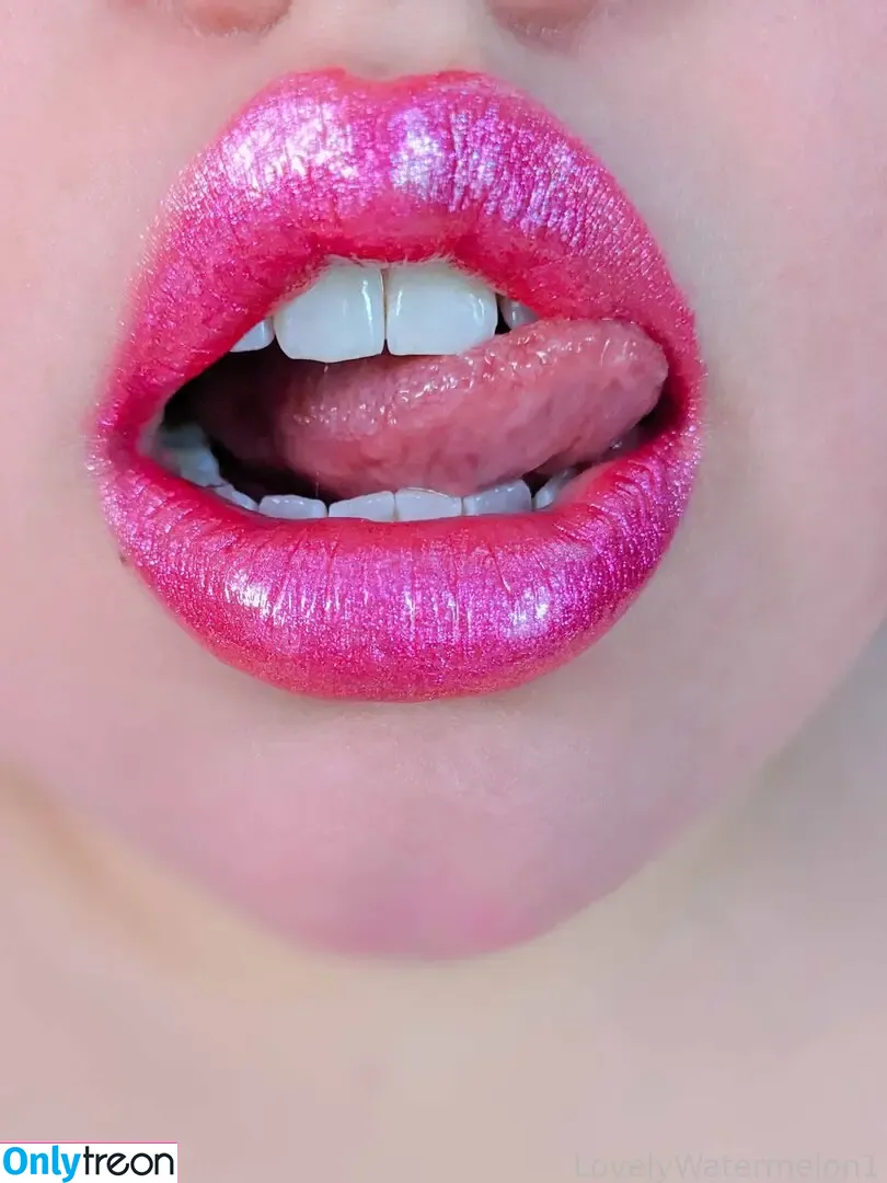 LovelyWatermelon1 nude photo #0023 (MoodyWatermelon1 / ilovewatermelon01)