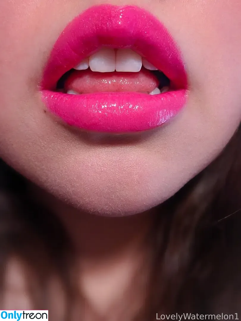 LovelyWatermelon1 nude photo #0037 (MoodyWatermelon1 / ilovewatermelon01)