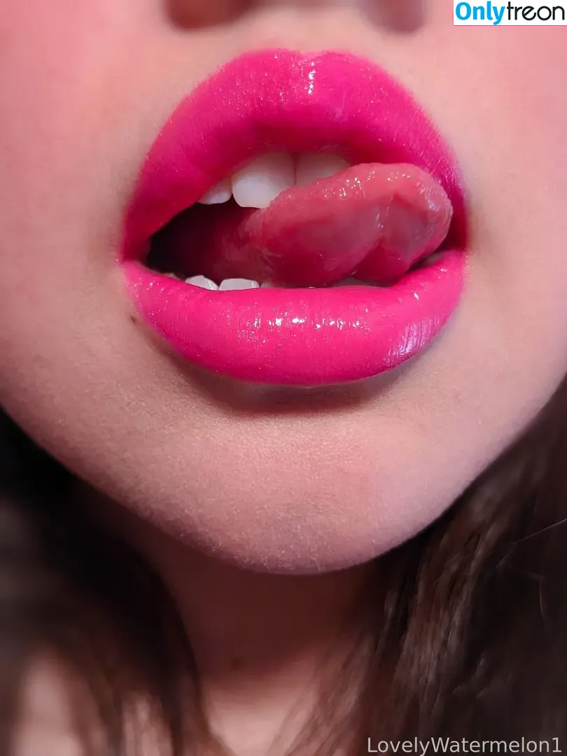 LovelyWatermelon1 nude photo #0038 (MoodyWatermelon1 / ilovewatermelon01)