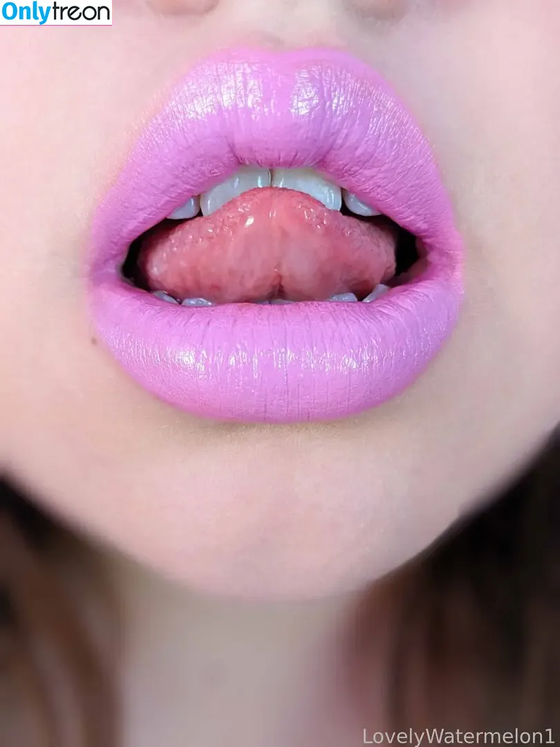 LovelyWatermelon1 nude photo #0054 (MoodyWatermelon1 / ilovewatermelon01)