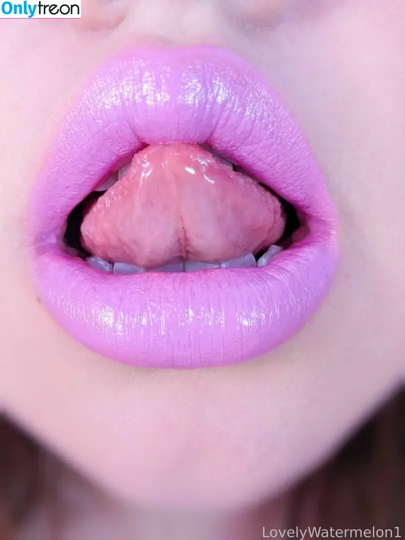 LovelyWatermelon1 nude photo #0055 (MoodyWatermelon1 / ilovewatermelon01)