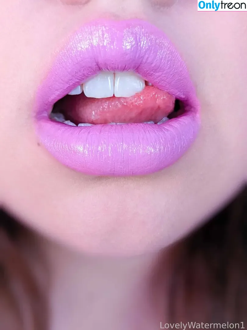LovelyWatermelon1 nude photo #0057 (MoodyWatermelon1 / ilovewatermelon01)