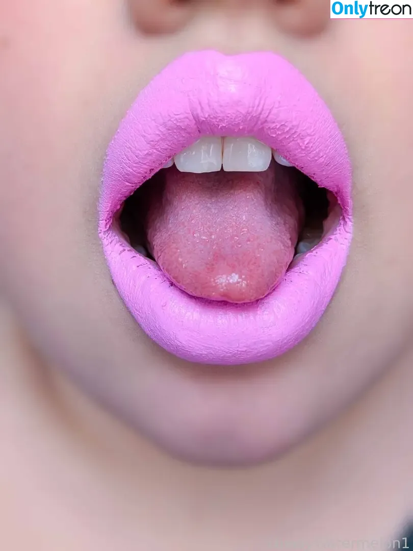 LovelyWatermelon1 nude photo #0069 (MoodyWatermelon1 / ilovewatermelon01)